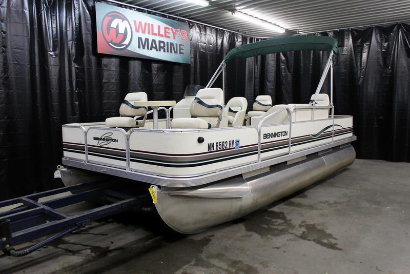 2000 Bennington For Sale in Mcgregor MN