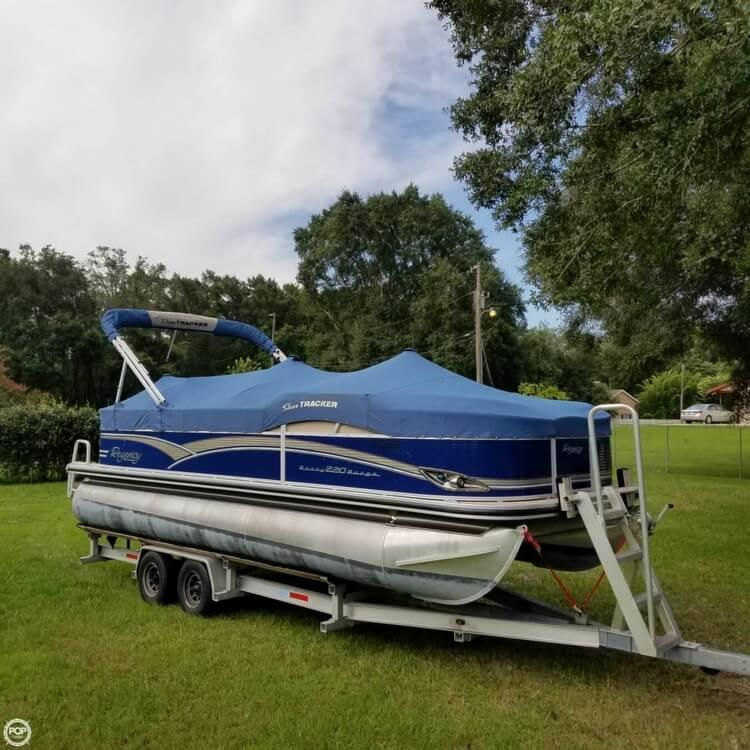 2013 Sun Tracker For Sale in Wesley chapel FL