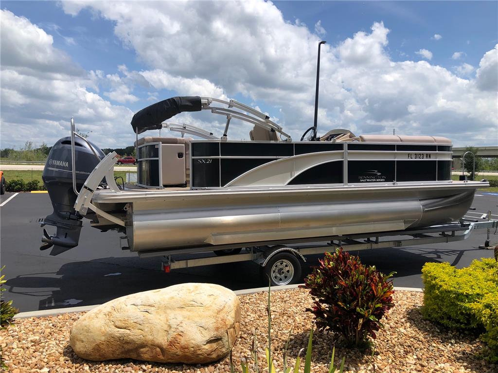 2018 Bennington For Sale in Polk city FL