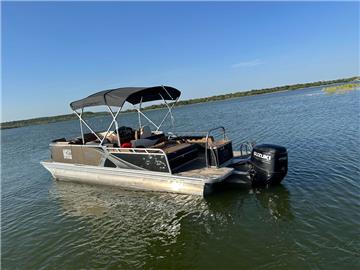 2023 Tahoe LTZ Versatile Rear Bench 23 FT