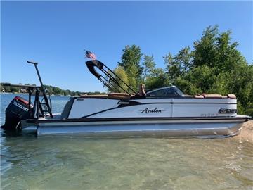 Used Pontoon Boats for Sale by Owner