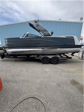 2022 Avalon Waketoon