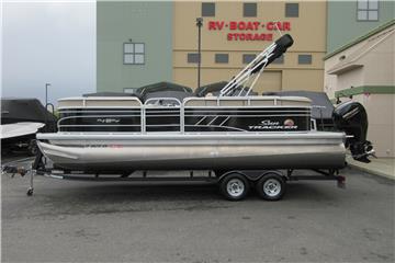 2020 Sun Tracker Party Barge 22 DLX