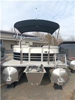 Berkshire_22RFX_LE4.jpg