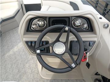Berkshire_22RFX_LE8.jpg