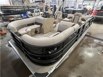 2025 Bentley Legacy 200 Swingback & Honda 4-Stroke EFI