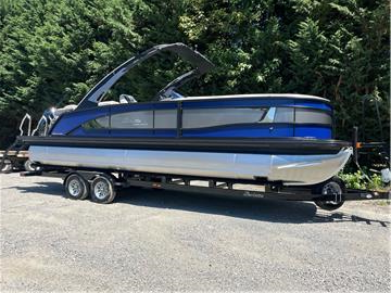 2025 Barletta Lusso 25 Quad Lounge