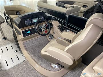 Premier_Sunsation_2024_Inventory-21865_Dash_cluster__c-1.webp