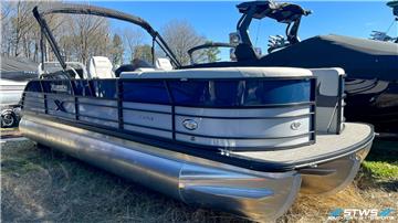 New Xcursion FLX 243 2023 – Navy Metallic / Diamond Ice Metallic