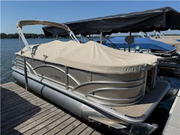 2018 Sylvan MIRAGE 820 CRUISE 50HP SEA LEGS