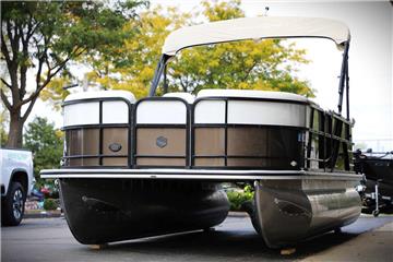 2022 Southbay w/ 115 HP - New Arrival!!