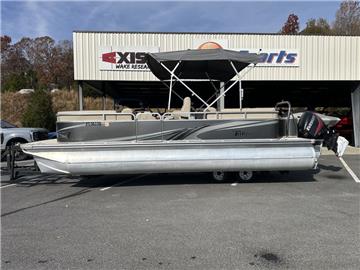 2020 Tahoe GT Quad Lounge 23