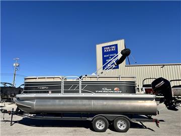 2022 Sun Tracker Party Barge® 20 DLX