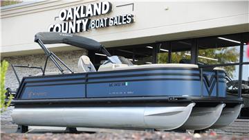 2024 Viaggio Z22U 200hp Suzuki (35 hours) (24ft)