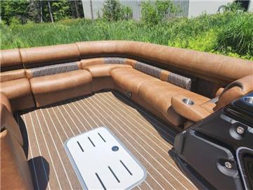 2026-premier-270-intrigue-rf-power-9858971-984915860-0-030720250206-13.jpg