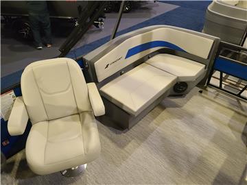 2026-Starcraft-GX-20R-DH-Pontoon-Suzuki6.jpg?v=1771281277785