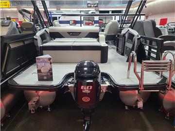 Starcraft-VX22Q-DH-Pontoon-Suzuki-Outboard23.jpg?v=1771454640406