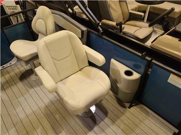 2026-Starcraft-VX20FD-Pontoon-Suzuki-Outboard5.jpg