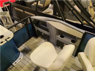 2026-Starcraft-VX20FD-Pontoon-Suzuki-Outboard8.jpg