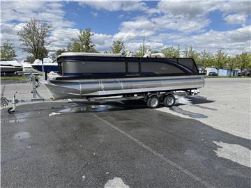 2025 Qwest 22 E-Class Splash  Pad Tritoon