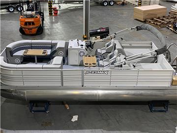 2022 Massimo Marine P-23 Lounge Limited Edition 250HP